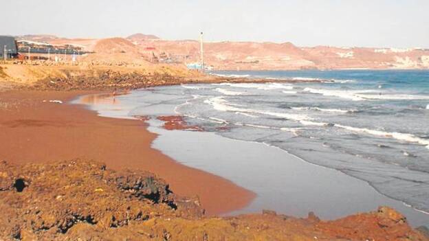 Un taxista, acusado de abusar de una menor antes de llevarla a casa