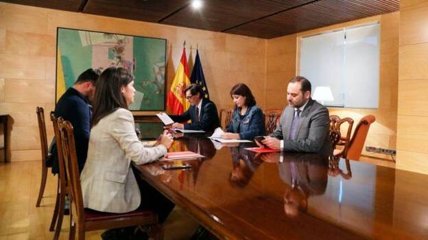 El calendario de una eventual investidura de Sánchez marca la semana del 16D