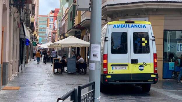 Vecinos del centro exigen la retirada de las terrazas de las vías peatonales
