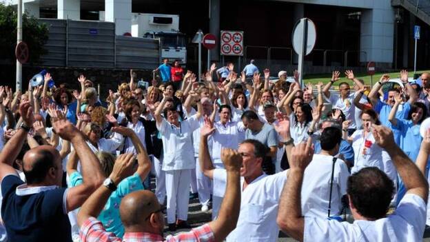 Canarias tiene 5.577 empleados públicos más que hace diez años