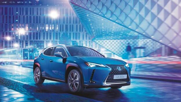 Lexus presenta su primer eléctrico: UX 300e