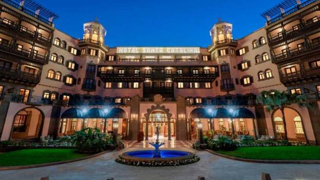 El Santa Catalina, a Royal Hideaway Hotel recupera el tradicional encendido de Navidad