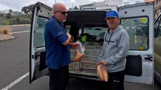 «El dinero es para mi hijo», dice el panadero premiado en Arucas