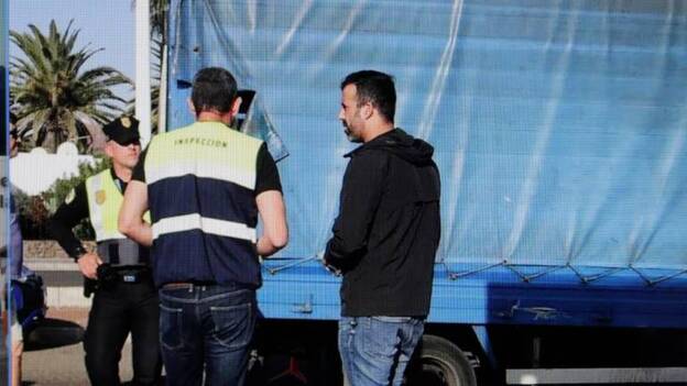 Yaiza combate el intrusismo en el transpote