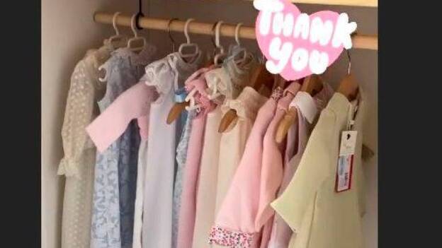 Toñi Moreno enseña la habitación de Lola