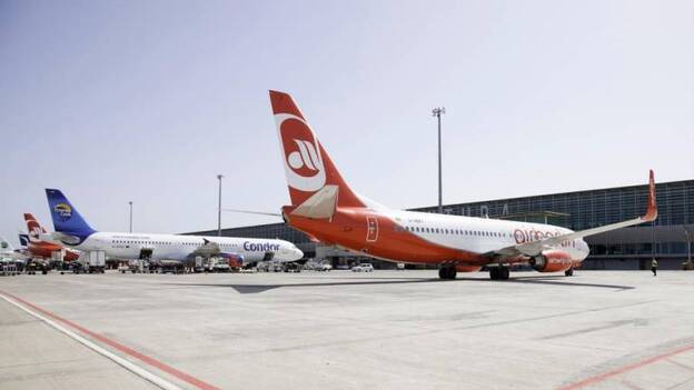 Aena insiste en que la pista de contingencias es inviable