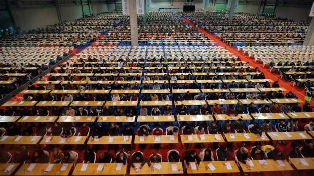 Más de 166.000 personas pugnan por 4.005 empleos en Correos