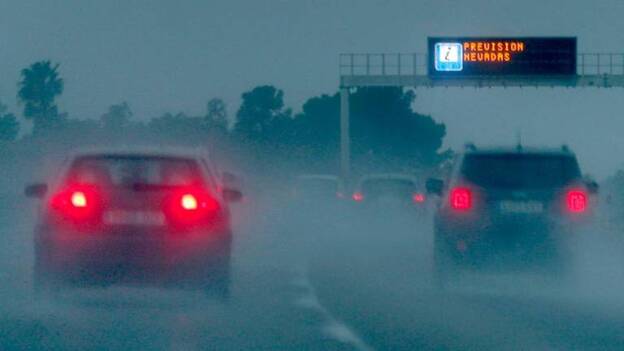 Aviso rojo en Valencia y Baleares y veinte provincias en naranja por borrasca