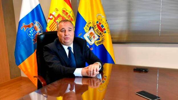 Ramírez: «Las posibilidades de que Viera esté aquí son cero»