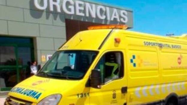 Un motorista herido tras sufrir una caída en El Rosario