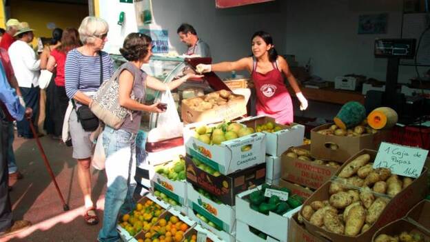Centro polivalente en vez de cantina para La Granja