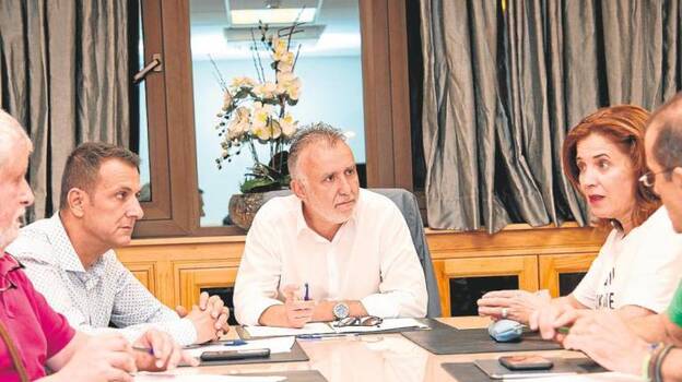 El PSOE da por hecho que Cruz saldrá del Gobierno tras la crisis