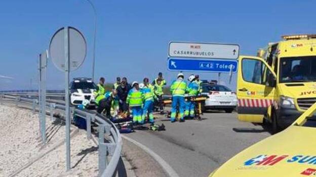 Atropellan a un guardia civil al saltarse un control