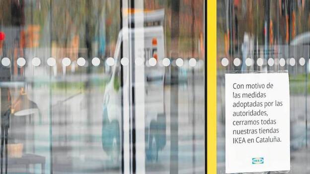 Las grandes empresas de las islas ultiman expedientes de fuerza mayor