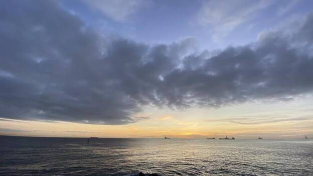 Lunes, cielos poco nubosos