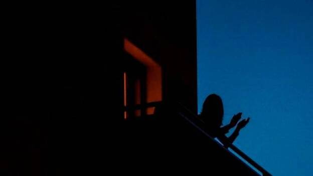 La vigilancia ‘de balcón’ genera suspicacias entre los vecinos