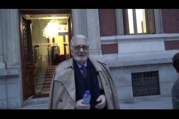 Plácido Domingo sale del hospital tras ingresar por coronavirus