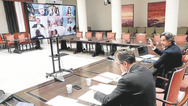 El Parlamento pone a disposición del Gobierno la Diputación Permanente