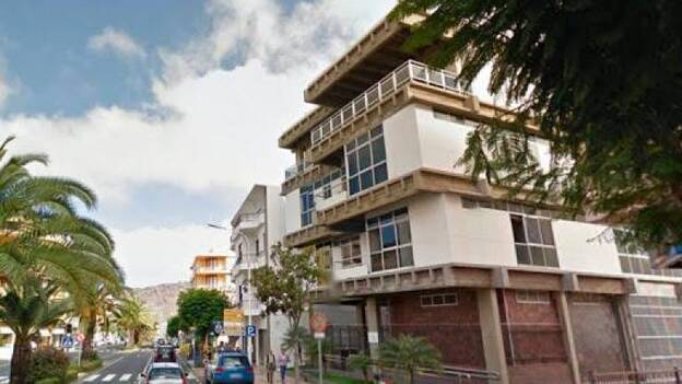 A prisión en La Palma tras burlar la cuarentena cinco veces y quemar un coche