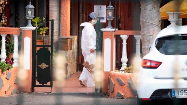 143 aislados y 8 muertes en las residencias