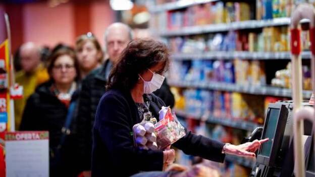 Cómo planificar las compras en Semana Santa para evitar los contagios por coronavirus