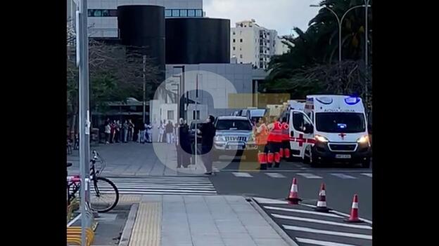 Ronda de aplausos en el Materno