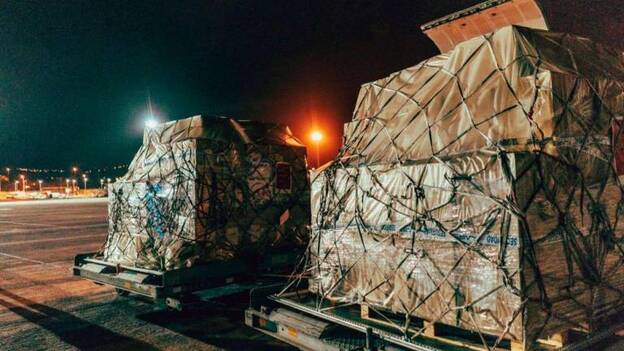 Hiperdino dona 100.000 mascarillas