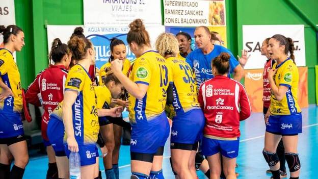 El Rocasa no ve viable jugar en julio y a puerta cerrada