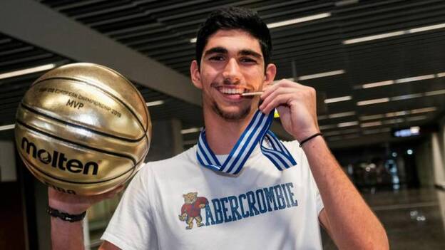 Santi Aldama, un MVP bajo lupa más allá del charco