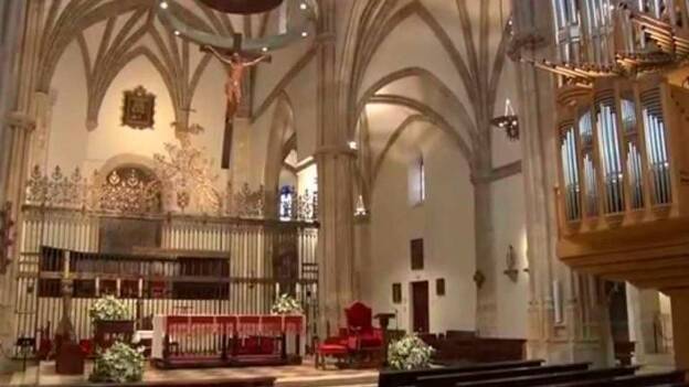Celebraban una misa en una iglesia
