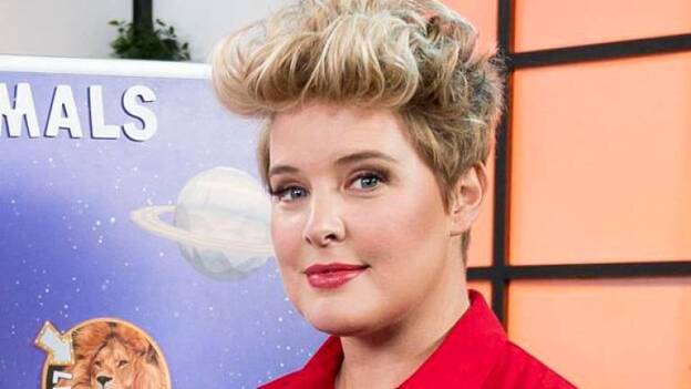 Tania Llasera: «’Real Mom’ es ideal para este momento»