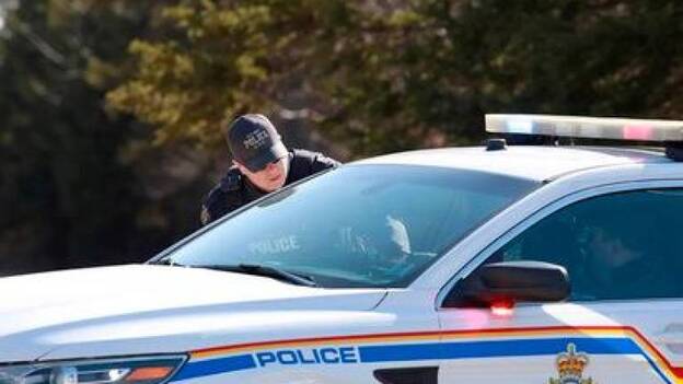 Mata a 18 personas en el peor tiroteo de la historia de Canadá