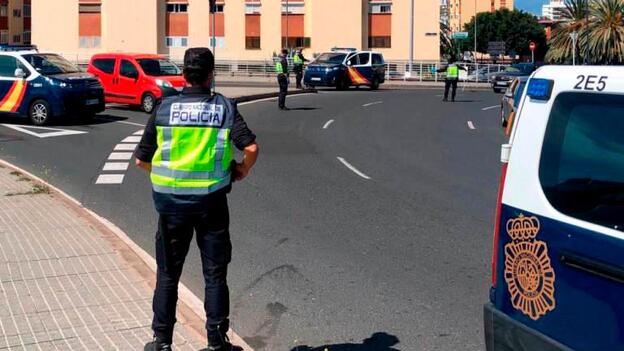 380 detenciones y 35.000 denuncias por incumplimiento del estado de alarma en Canarias
