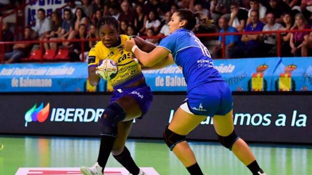 Lisandra Lussón anuncia su retirada profesional