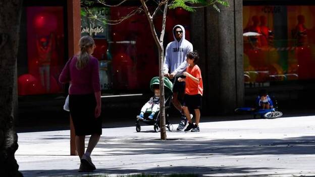 Sánchez presenta su plan de desescalada con el temor de los expertos a una recaída