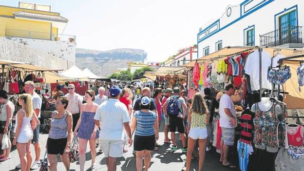 Mercadilleros del sur piden ayudas