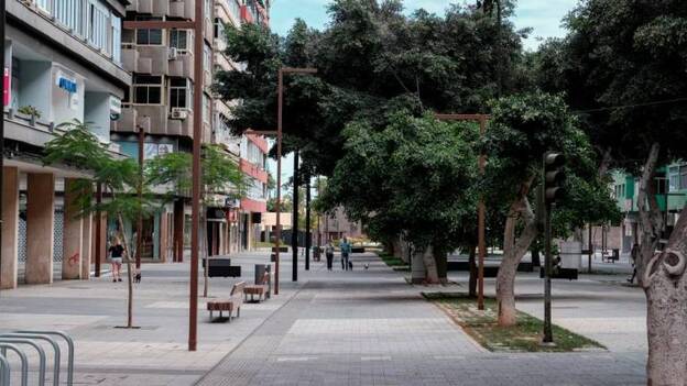 Un nuevo intercambiador de guaguas en la Plaza de España