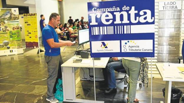 Los contribuyentes pueden pedir ya a Hacienda ayuda por teléfono