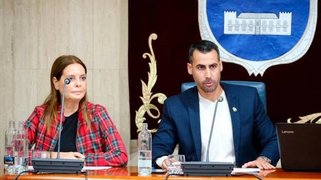 La Oliva celebra el pleno para seguir con la censura contra Isaí Blanco