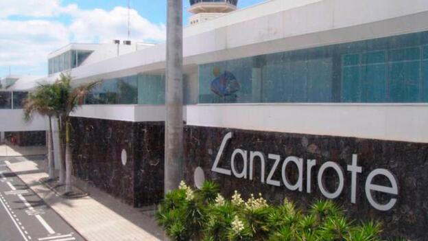 Solo puede volar por trabajo, enfermedad o cuidados a un enfermo