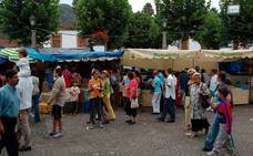 El norte reflota los mercadillos y el sur espera a los turistas
