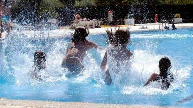 Sanidad publica un protocolo para las piscinas frente al Covid-19