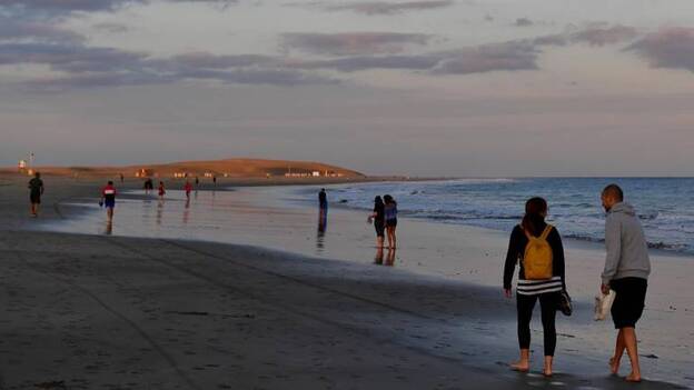 Canarias perdió un 10% de ocupados en turismo en abril