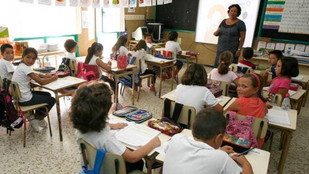 Todos los centros de Canarias no recibirán alumnos
