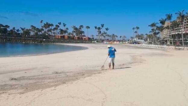 La playa de Anfi del Mar reabre sus puertas con mucha ilusión