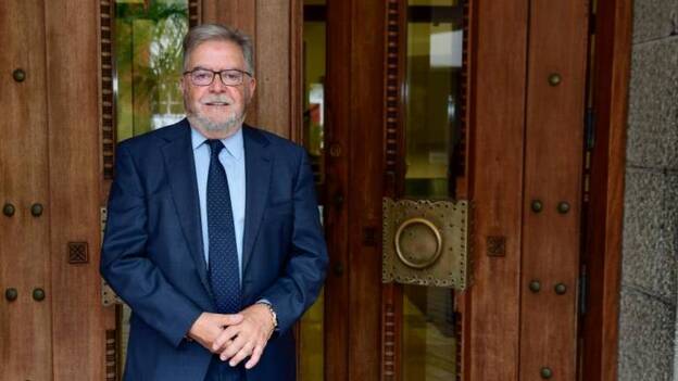 Bravo de Laguna: «Esta es la crisis más grave de mi experiencia vital»