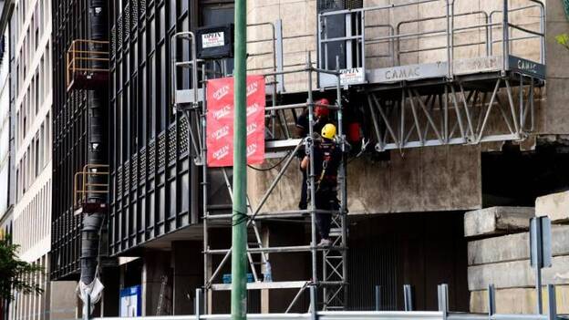 Abogados, sindicatos y comités, por un empleo con derechos