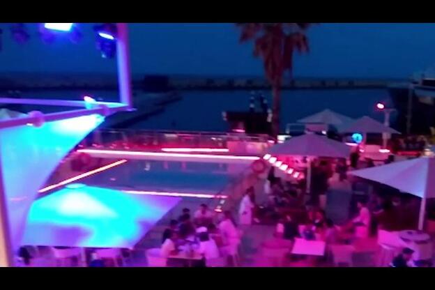 Polémicas imágenes de una discoteca en Barcelona