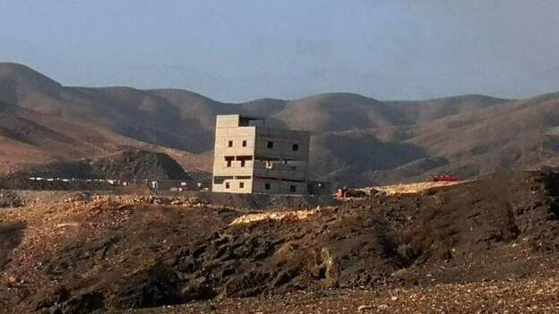 El Ministerio de Defensa levanta un mamotreto en Terife, en el campo de tiro de Pájara