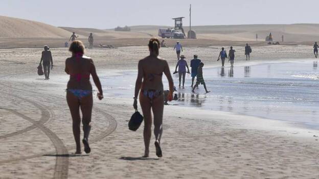 Illa abre la puerta a la llegada ya de turistas